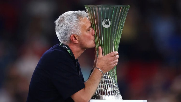 Jose Mourinho kimdir