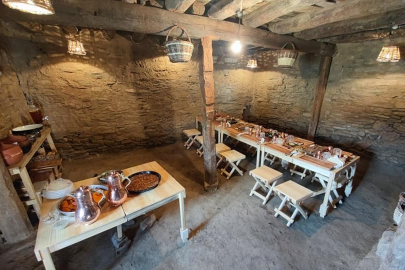 Köy evi lüks restorana dönüştü