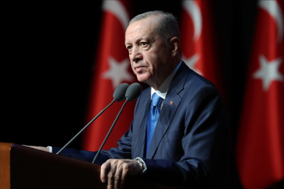 Cumhurbaşkanı Erdoğan'dan, A Milli Futbol Takımı'na tebrik