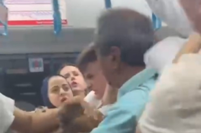 Marmaray’da tekmeli yumruklu kavga