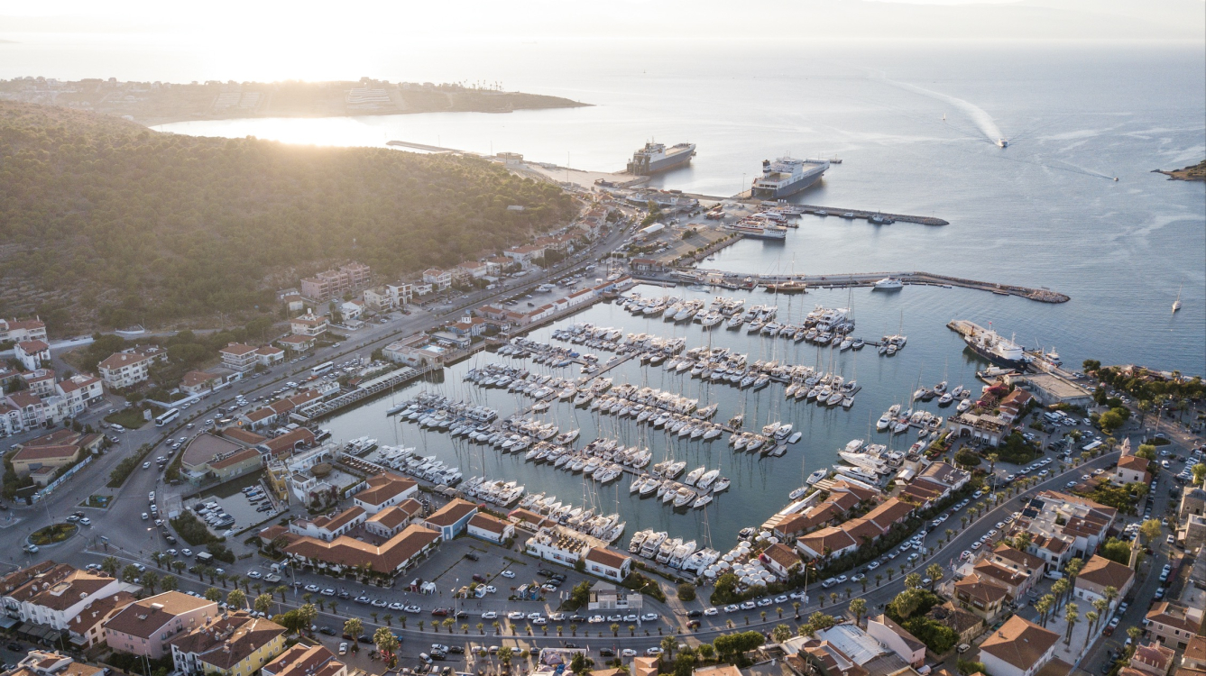 Çeşme Marina