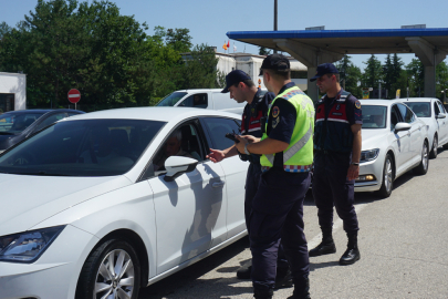 Edirne yollarında bayram dönüşü denetimleri