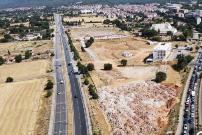 Muğla'da tatilcilerin dönüşü nedeniyle kara yollarında yoğunluk oluştu