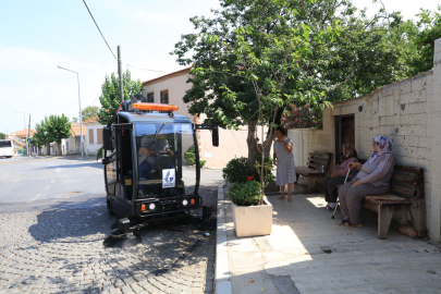 Güzelbahçe'de her mahalleye bir temizlik aracı