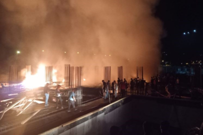 Şırnak Bölge Hastanesinde korkutan yangın: Alevler geceyi aydınlattı