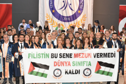 Demokrasi Üniversitesi mezunlarınan Filistin'e destek