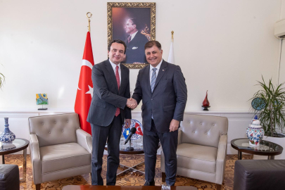 Kosova Başbakanı Kurti ile Cemil Tugay arasında iş birliği buluşması