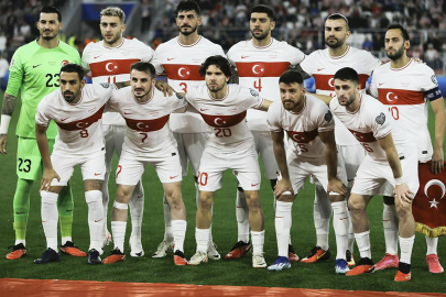 Türkiye'nin Hollanda maçındaki ilk 11'i belli oldu