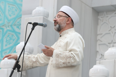 Erbaş'tan cuma hutbesinde 15 Temmuz vurgusu