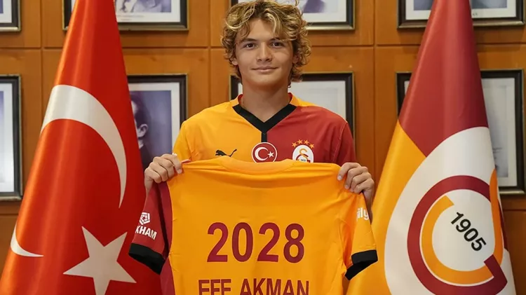 Efe Akman kimdir