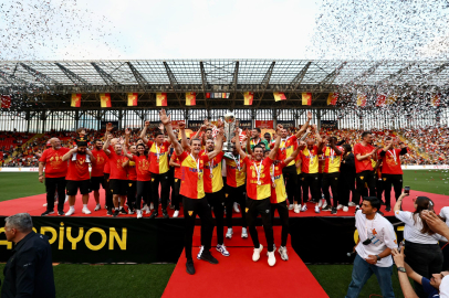 Göztepe, Charlton Athletic FC karşısında sahaya çıkıyor