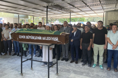 İzmir’deki orman yangınında hayatını kaybeden üç kişi dualarla toprağa verildi