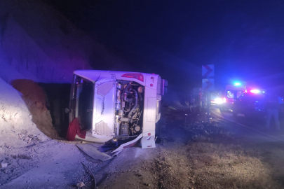 Isparta-Antalya karayolunda kaza: Çok sayıda yaralı var