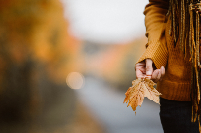 Yapraklar düşerken ruh haliniz nasıl etkilenir? Sonbahar depresyonunun etkileri