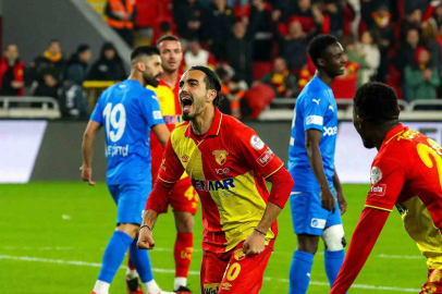 Göztepe'de Yalçın Kayan yolcu