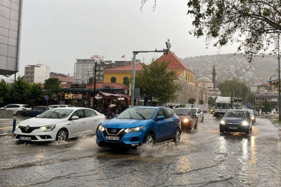 MGM'den İzmir için yağış uyarısı        