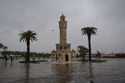 İzmir Valiliği’nden gök gürültülü sağanak yağış uyarısı