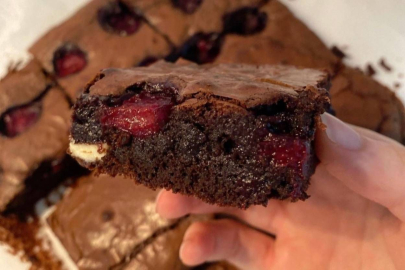 Gelinim Mutfakta’da günün tarifi vişneli cevizli brownie: Vişneli cevizli brownie nasıl yapılır?