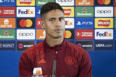 Genç futbolcu Raphael Varane futbola veda etti