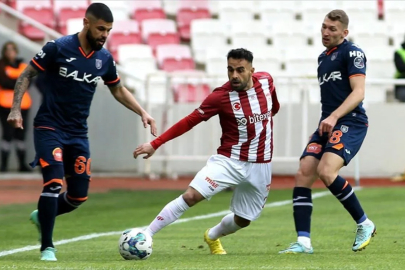 Sivasspor - Başakşehir maçı hangi kanalda, saat kaçta? Sivasspor - Başakşehir maçı detayları