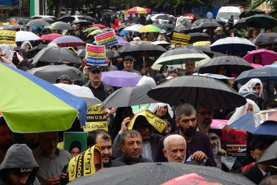 İran'da binlerce kişi Nasrallah'ın öldürülmesini protesto etti