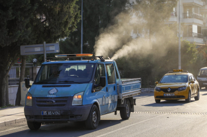 İzmir’de beyaz sineklere karşı mücadele Buca’dan geldi