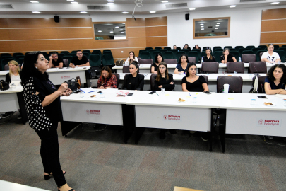 Bornova’da çalışanlara Toplumsal Cinsiyet Eşitliği Semineri