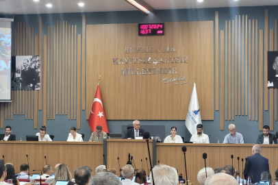  İzmir Meclisi’nde İstanbul tartışması: İzmir İstanbul’un 40’ıncı ilçesi olma yolunda