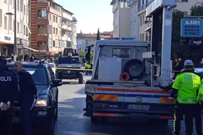 Polise çekiçle saldırıda bir kişi öldü!