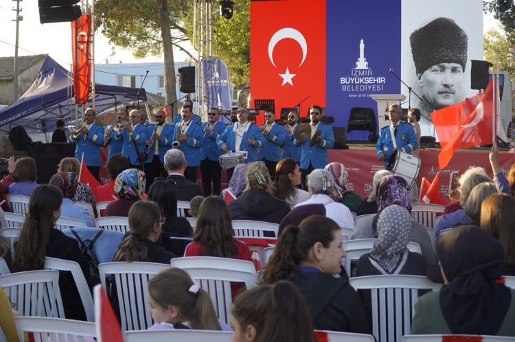 Cumhuriyet Bayramı Bergama’da coşkuyla kutlandı