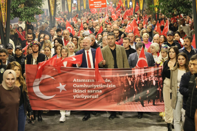 Menemen’de Cumhuriyet’in 101. yılı coşkuyla kutlandı