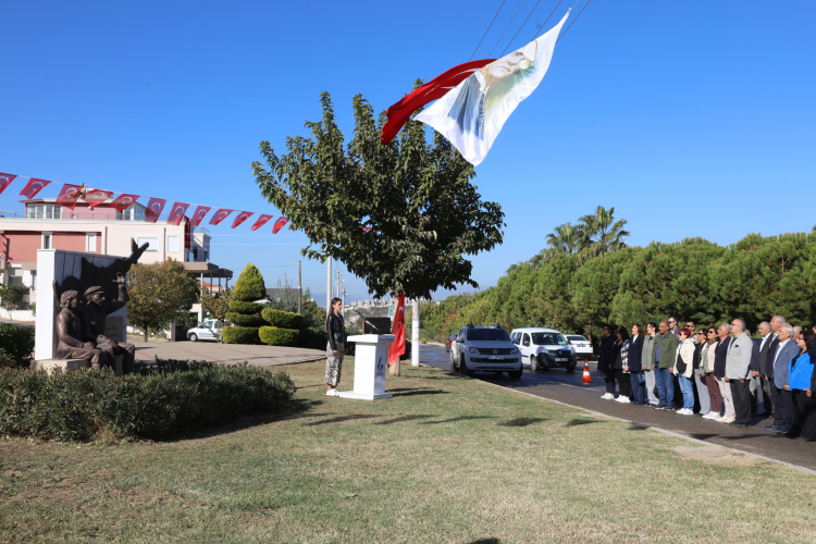 Bülent Ecevit 18. yılında Güzelbahçe’de anıldı