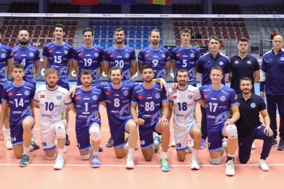 Arkas Spor erkek voleybol takımına iki yeni transfer