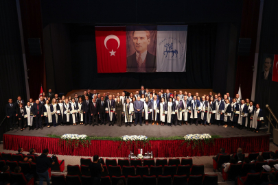 Dokuz Eylül Üniversitesi 2024-2025 Akademik Yılı’na coşkulu bir törenle başladı