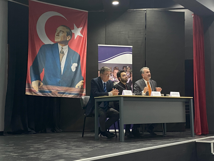 ÇYDD İzmir’den Cumhuriyet’in 101. yılına özel anlamlı panel