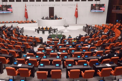 CHP’li Erim duyurdu: Etki ajanlığı yasası geri çekildi