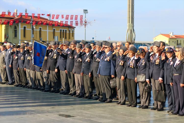 Kuzey Kıbrıs Türk Cumhuriyeti'nin kuruluşunun 41. Yılı İzmir’de törenle kutlandı 