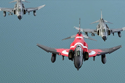 F-4E Phantom uçaklarının 50. yılına özel taarruz eğitimi havadan görüntülendi