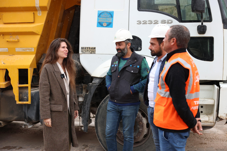 Çeşme’de doğal gaz çalışmaları hız kesmeden devam ediyor 