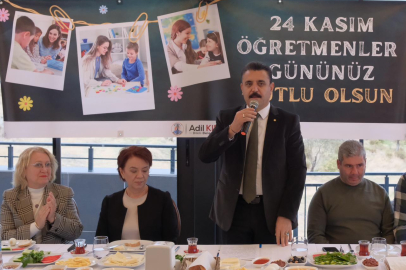 Dikili'de Başkan Kırgöz, öğretmenlerle buluştu