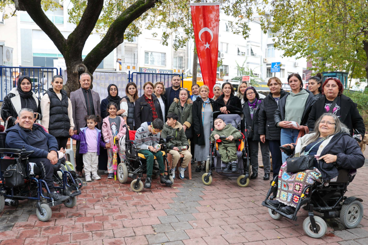 Buca Belediyesi'nden renkli Dünya Engelliler Günü etkinlikleri