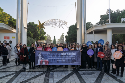 İzmir’de kadınlar seçme hakkının 90. yıldönümünde bir araya geldi