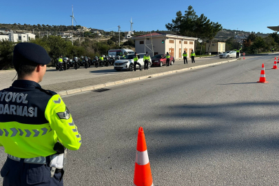 İzmir haber: Jandarma kaçak göçmenlere göz açtırmıyor