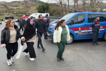 Balıkesir’de patlama sonrası aileler fabrikaya akın etti