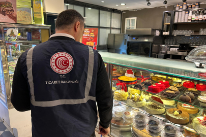 İzmir’de Ticaret Bakanlığı'ndan market ve pastanelere denetim