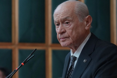 Bahçeli: Ferdi Tayfur’un vefatı bir parçamı alıp götürdü