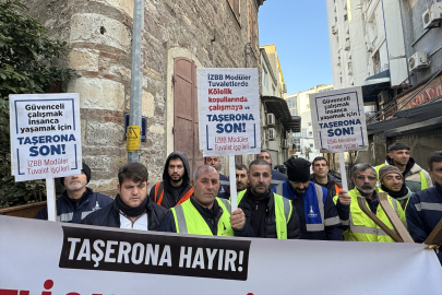 İzmir Büyükşehir Belediyesi önünde taşeron firma işçilerinden eylem