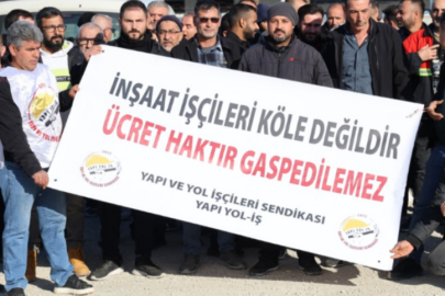 Adana'da işçiler maaş ve tazminat için eylemde!