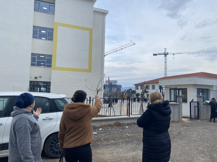 Gaziemir’de okul yolu kabusa döndü