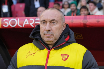 Göztepe Teknik Direktörü Stanmir Stoilov'a fair play ödülü